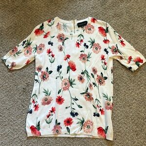 Premise Sweet Floral Sweater Top Size Small